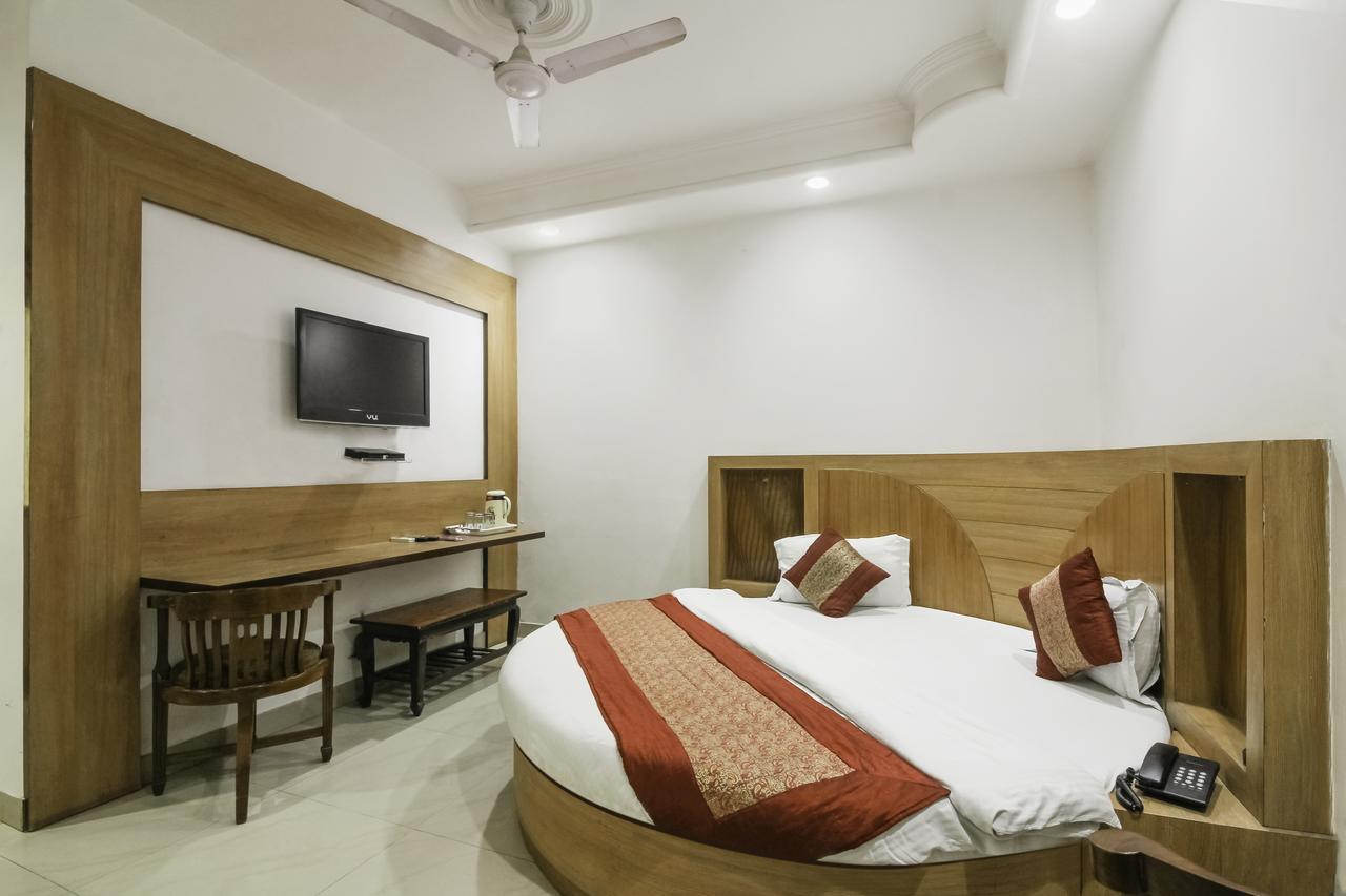 Oyo 3472 Hotel Rama Inn New Delhi Bagian luar foto